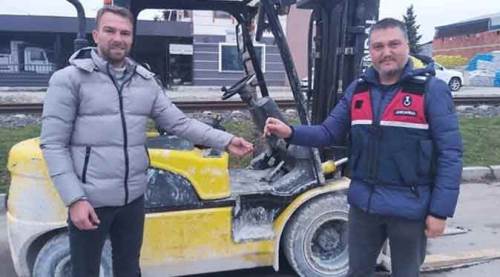 Eskişehir'de çaldı, Afyon'da sattı!