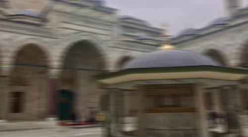 Eskişehir'de cami önünde yakalandılar! Ceplerinden...