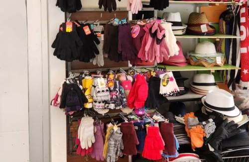 Eskişehir'de çarşıda kış hazırlığı: Atkı, bere, eldiven tezgâhlarda