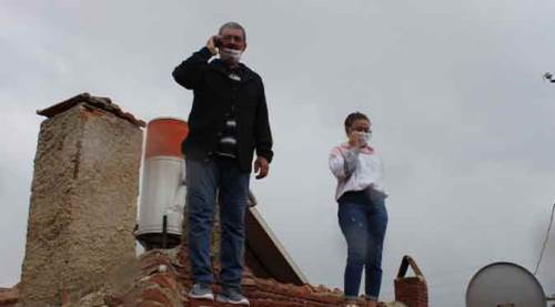 Eskişehir'de çatılarda sinyal arıyorlar!