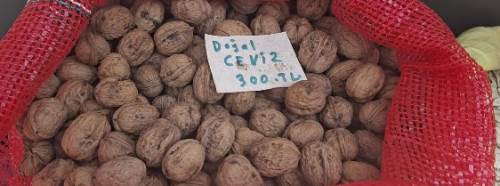 Eskişehir’de cevizin kilosu 300 liraya ulaştı!