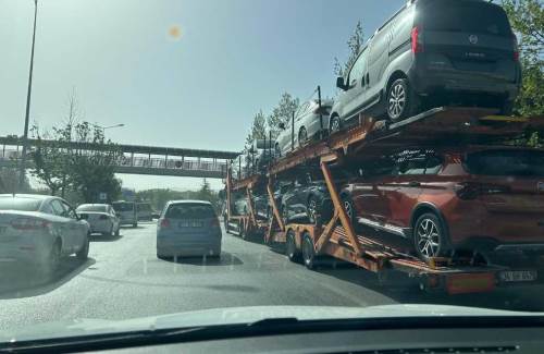 Eskişehir'de çevre yolunu kilitleyen trafik kazası!