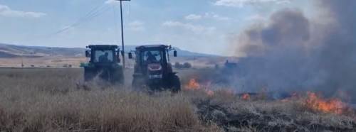 Eskişehir'de çıkan yangına çiftçiden hızlı müdahale!