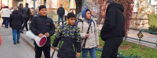 Eskişehir’de çocukların sokak performansı ilgi topladı