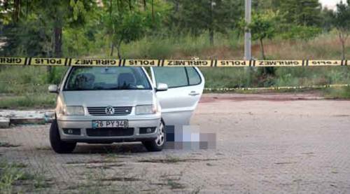 Eskişehir'de çok acı ölüm... Üniversite otoparkında...