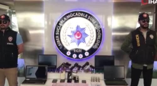 Eskişehir'de çok sayıda eve baskın düzenlendi