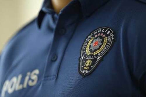 Eskişehir'de çok sayıda tabanca ve bıçak ele geçirildi