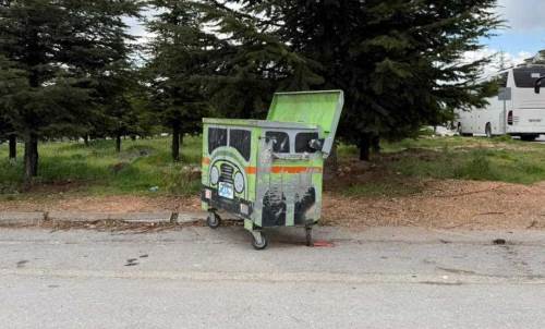 Eskişehir’de çöp konteynerine renkli dokunuş 