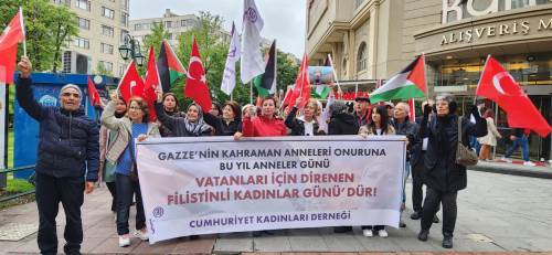 Eskişehir'de Cumhuriyet Kadınları Derneği'nden Filistinli kadınlara destek