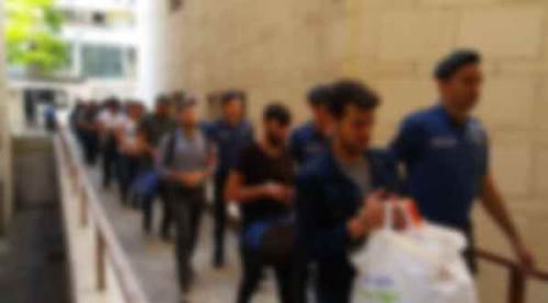 Eskişehir'de de yakalanan 42 asker...