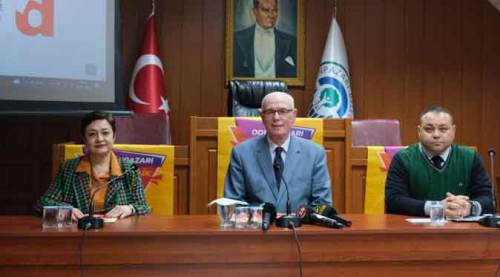 Eskişehir'de demokrasi rüzgârı