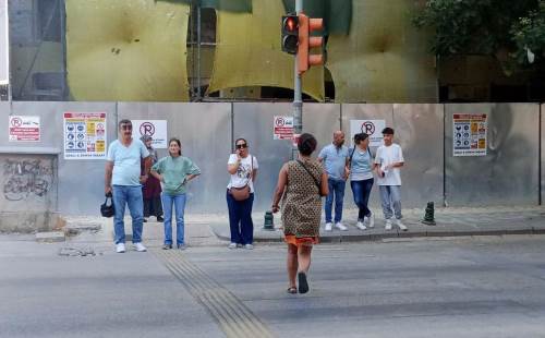Eskişehir'de dikkatsiz yayalar kazaya davetiye çıkarıyor!