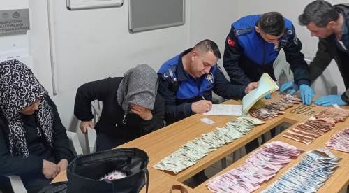 Eskişehir'de dilenciden çıkan parayı sayarken yoruldular!