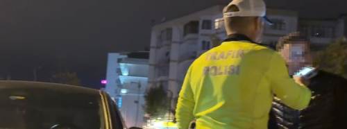Eskişehir’de direksiyon başında alkollü yakalandı: Savunması pes dedirtti