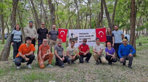 Eskişehir'de doğa tutkunları Karayalar bölgesini mesken tuttu