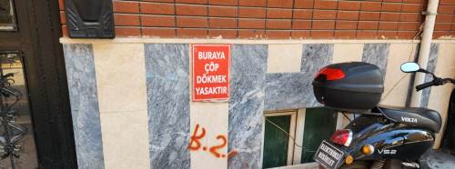 Eskişehir'de düzensiz bırakılan çöpler tepki çekiyor!