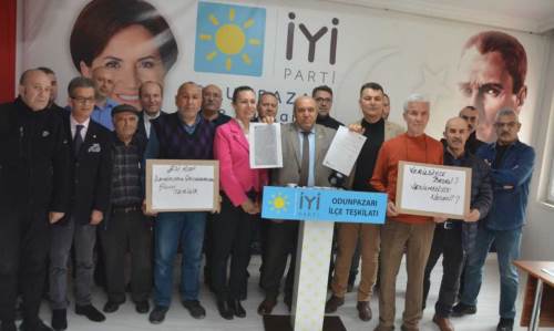 Eskişehir'de Edi-Koop'ta afiş krizi!