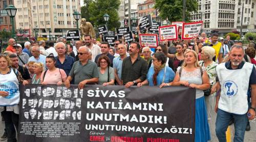 Eskişehir'de Emek ve Demokrasi Platformu, Sivas Katliamı için yürüdü!