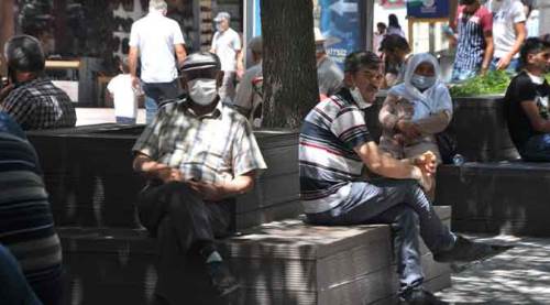 Eskişehir'de emeklilerden ikramiye çağrısı