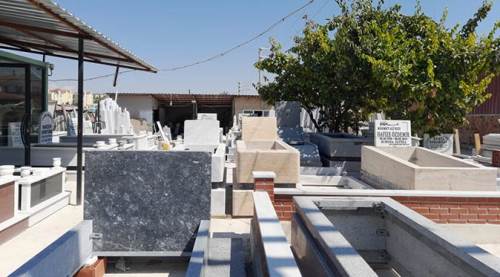 Eskişehir'de en ucuz mezar taşının fiyatı şaşkına çevirdi