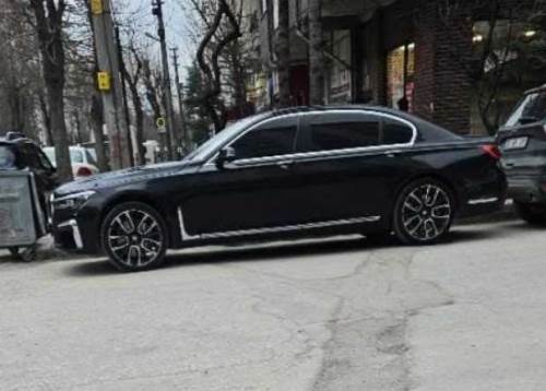 Eskişehir'de engelli rampalarına park tepkisi: Vatandaşlar mağdur