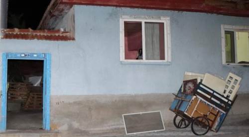 Eskişehir'de evden gelen kötü kokular acı gerçeği ortaya çıkardı!