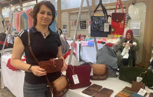 Eskişehir'de evinde üretmekten markalaşmaya gidiyor: Atölyesi bile yoktu