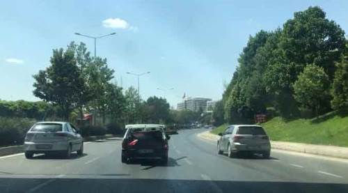 Eskişehir'de faciaya davetiye: Trafiği böyle tehlikeye attı...