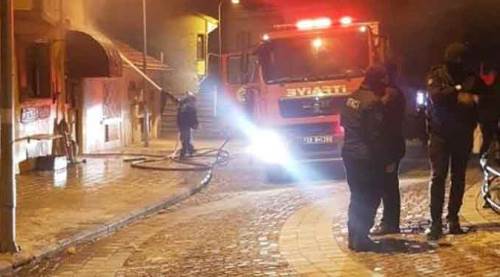 Eskişehir'de feci kaza: Yangına müdahale eden itfaiye eri...