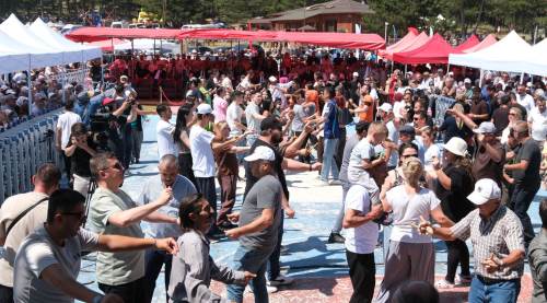 Eskişehir'de festival coşkusu: 46 yıllık gelenek yaşatıldı