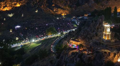 Eskişehir'de festival coşkusu: Binlerce kişi konserlerde buluştu!