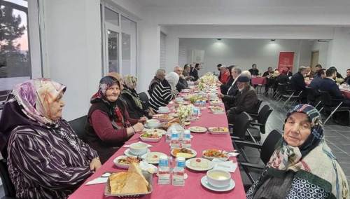 Eskişehir’de Fethi Yılmaz Sezer Huzurevi’nde iftar düzenlendi