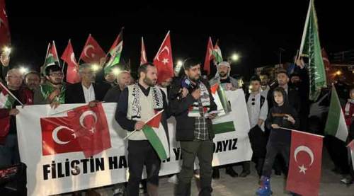 Eskişehir'de Filistin'e destek konvoyu