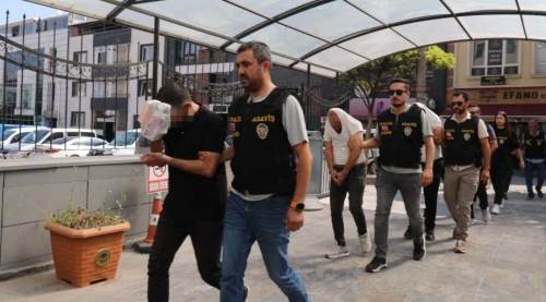 Eskişehir'de film gibi dolandırıcılık: Dublörle arsa satıp...