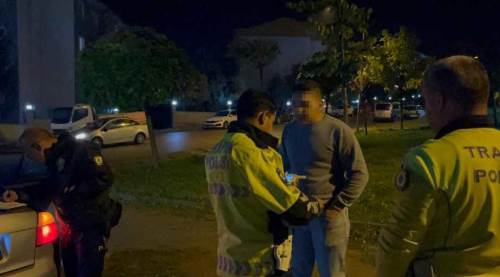 Eskişehir'de film gibi kovalamaca: Annesinin arabasıyla cezayı yedi!