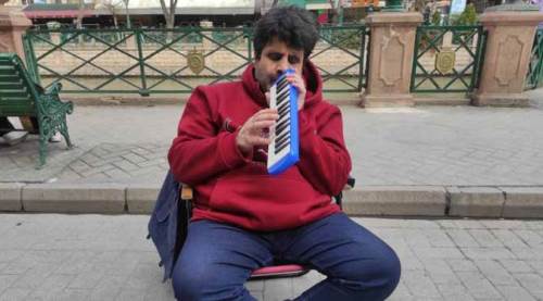 Eskişehir'de filmlere taş çıkartan hayat hikayesi: Görme engelli ama...