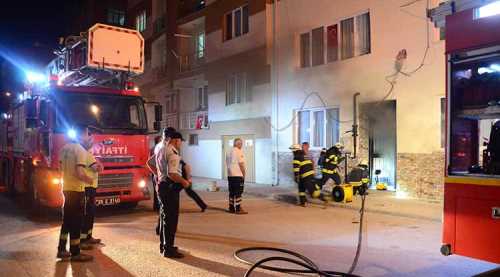 ESKİŞEHİR'DE GECE KORKUTAN YANGIN