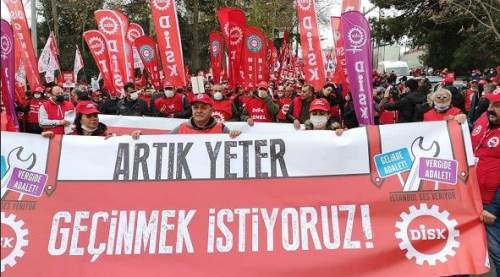 Eskişehir'de geçinemeyen işçiler seslerini duyurmaya çalıştı!