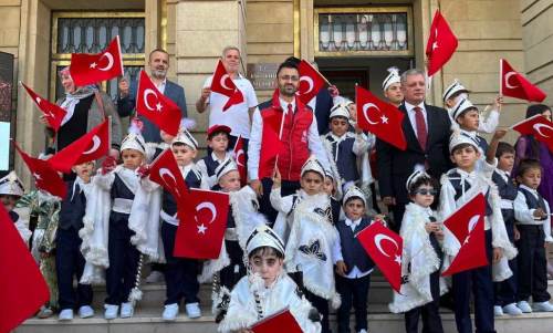 Eskişehir'de geleneksel toplu sünnet şöleninde çifte sevinç