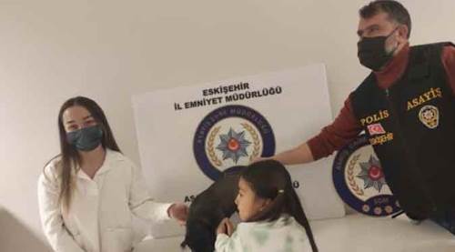Eskişehir'de girdikleri evden köpek çaldılar!