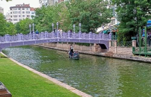 Eskişehir’de gondol kuyruğu uzuyor