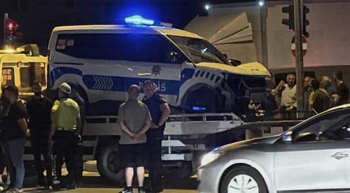 Eskişehir’de görev yolunda kaza: 2 polis memuru yaralandı
