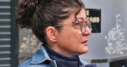 Eskişehir'de gözünden yaş aka aka bekledi