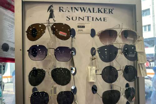 Eskişehir'de güneş gözlüğü fiyatları artınca ona yöneldiler...