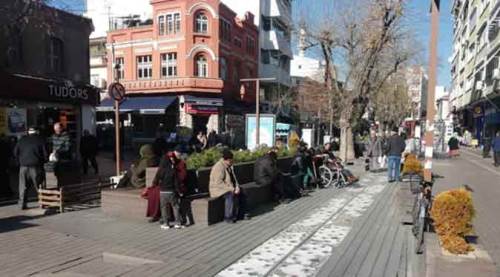Eskişehir'de güneşli hava hem keyif hem de endişe verdi