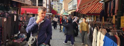 Eskişehir’de güneşli havayı gören kendini dışarı attı