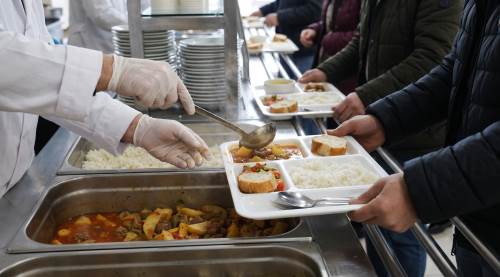 Eskişehir'de hafta içi her gün öğrencilere ücretsiz yemek verilecek: Yarın başlıyor