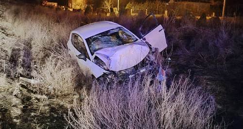 Eskişehir'de hastanelik eden kaza! Araç bu hale geldi...