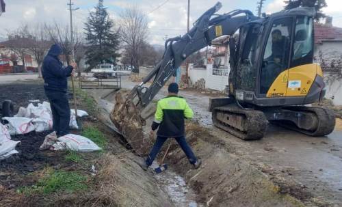 Eskişehir'de hava durumu belediyenin işlerine engel oldu!