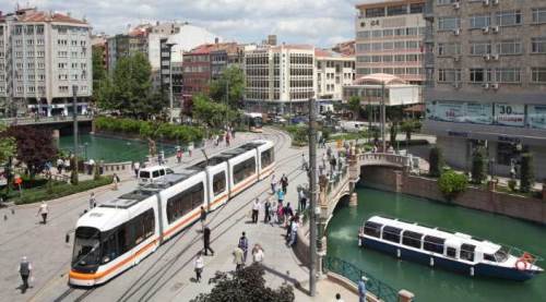 Eskişehir’de hava yeniden ısınıyor! İşte ilçe ilçe sıcaklık tahminleri